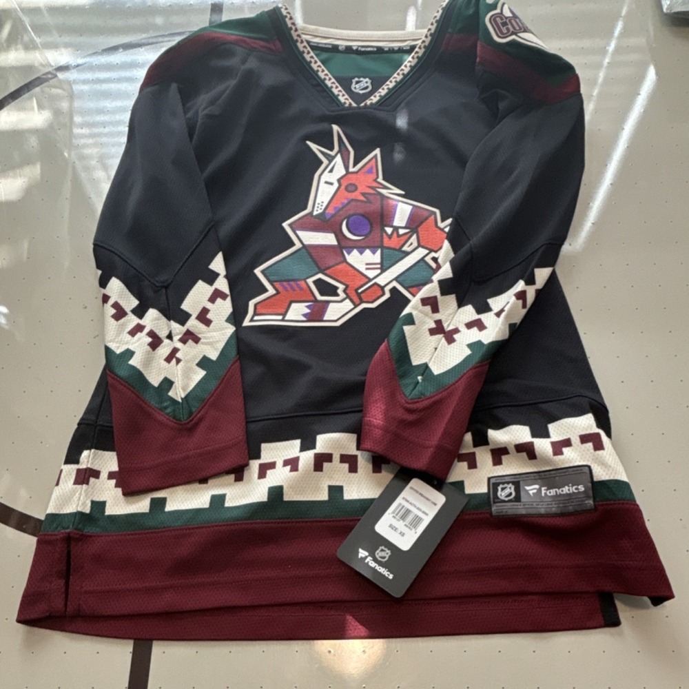 Fanatics NHL Arizona Coyotes Breakaway Hockey Jersey Women's Size X-Small